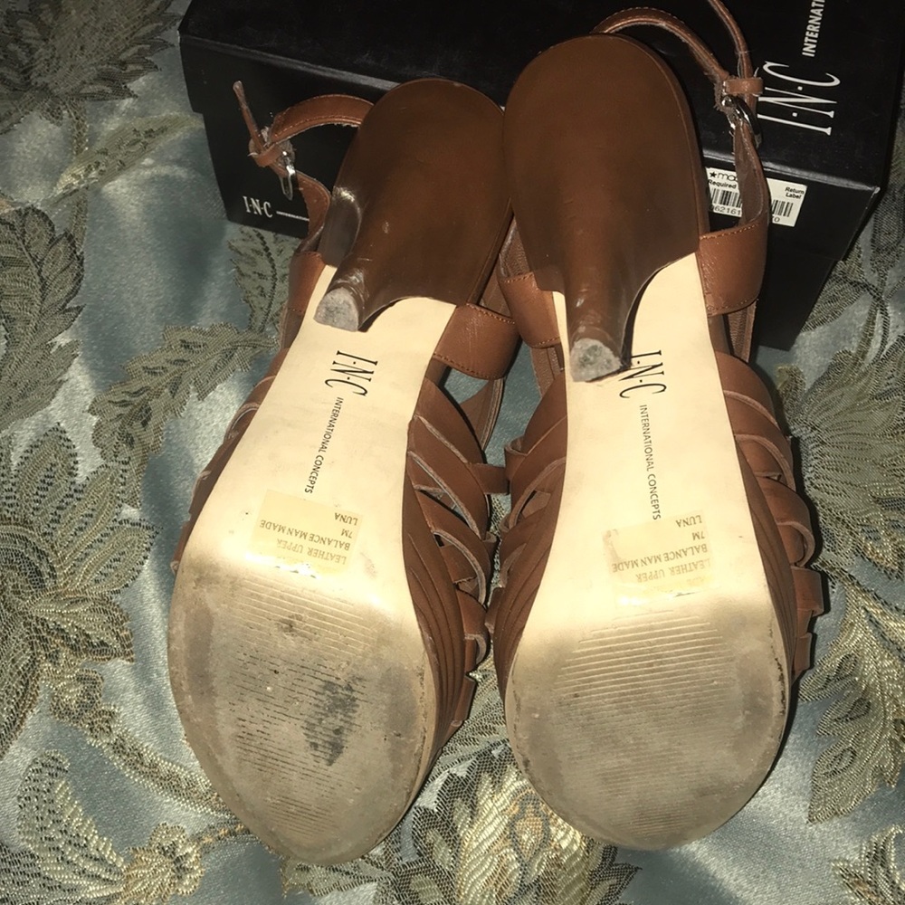 Sandals Heels - Picture 4 of 6